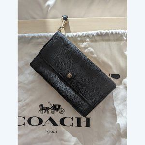 Coach Triple Small Wallet Wristlet Black Leather Gold Hardware Snap with Dustbag